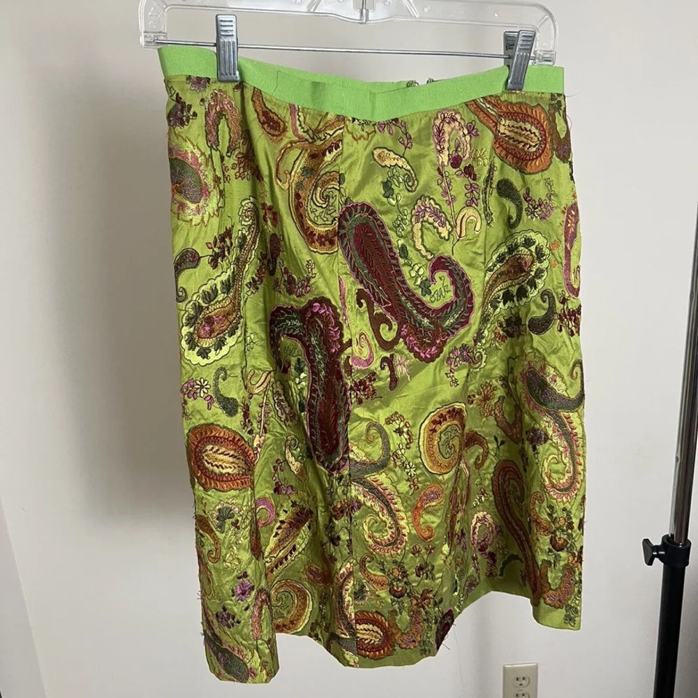 Gorgeous Silk skirt From Italy, Lined, Paisley Style Print